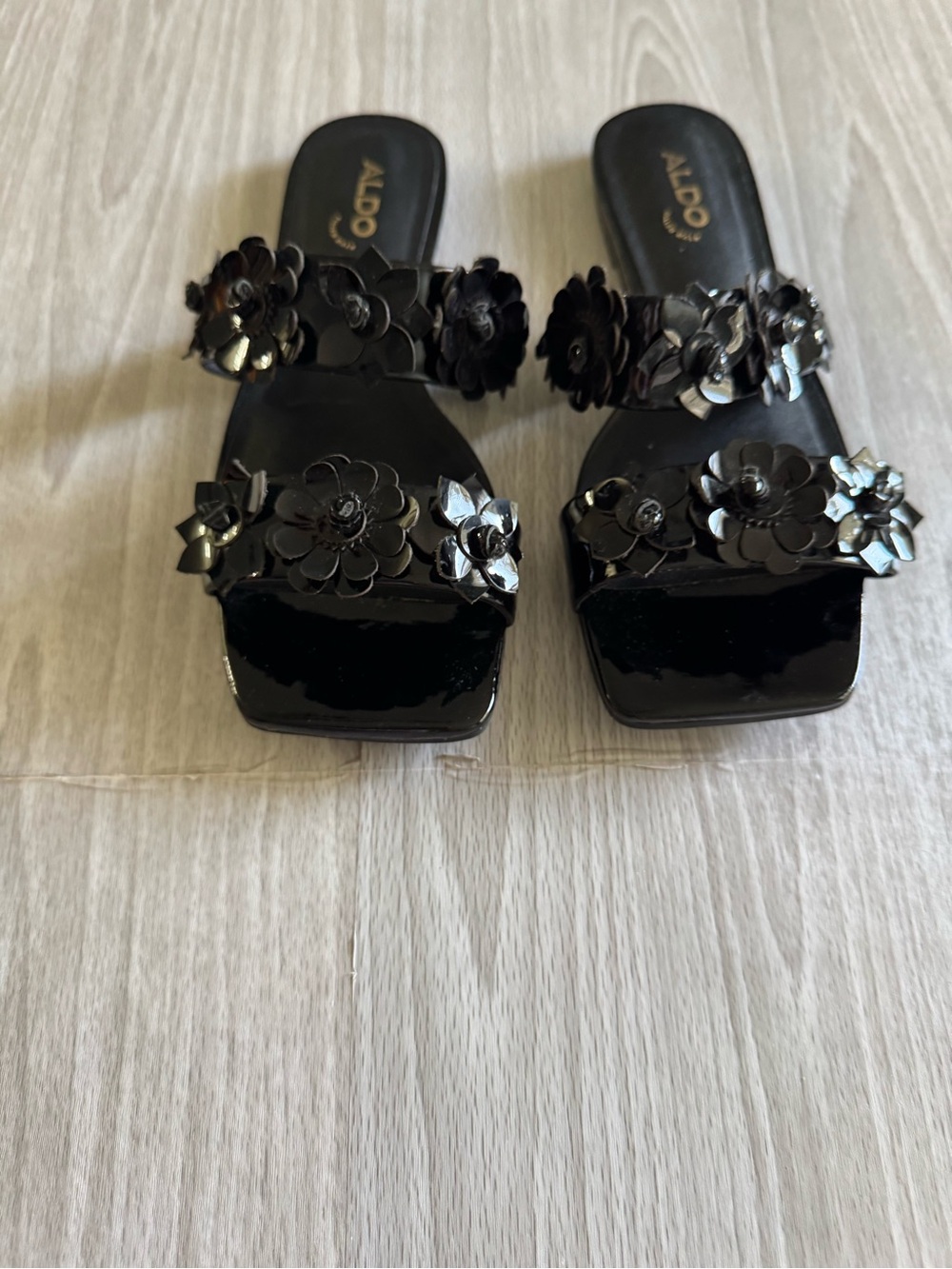 Aldo Black Patent Floral Slide Mules
